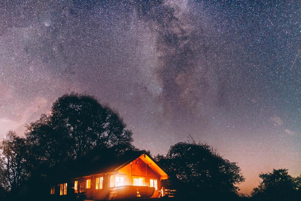 George Cabin - Log Cabin In Wales With Hot Tub Newtown  Exteriér fotografie
